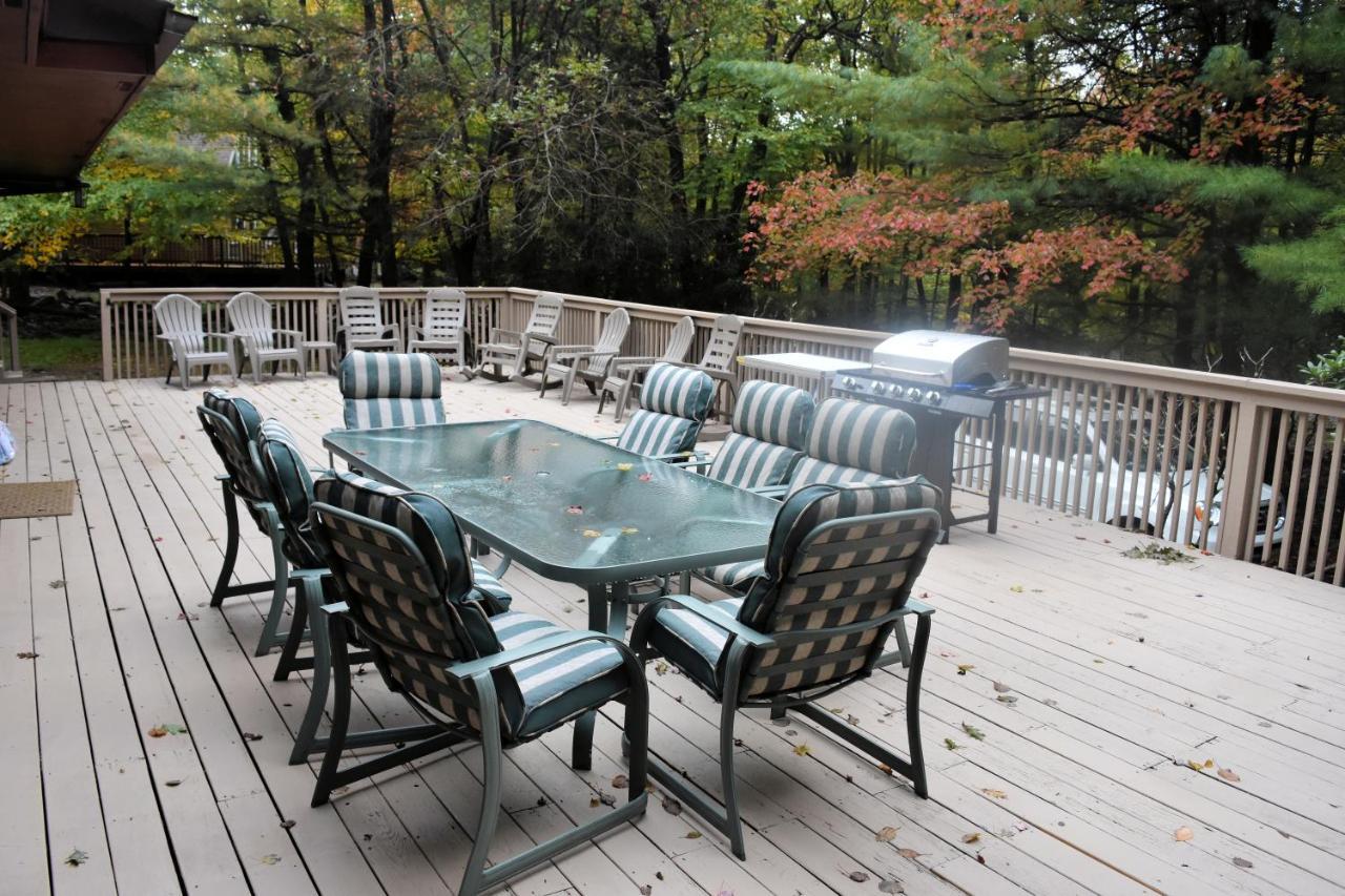 5 Bdr Cabin Game Rm Large Deck Fireplace Firetable Lake Harmony Eksteriør bilde